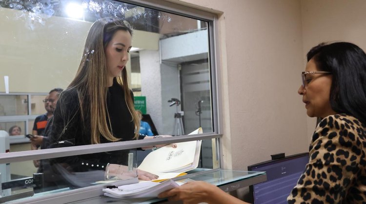 Entregan veto del Presupuesto 2026 al Congreso 