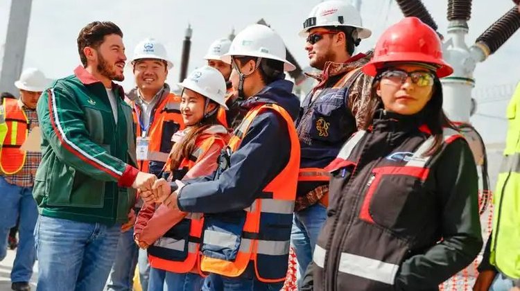 Supervisa gobernador estaciones con 90% de avance en L4 y L6