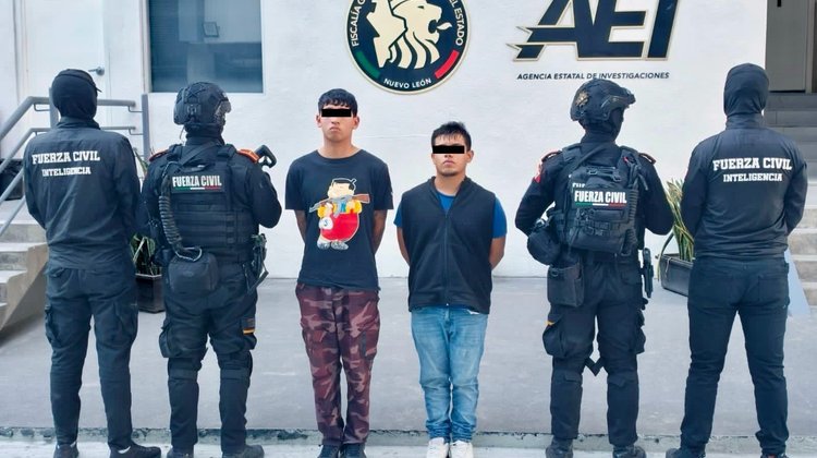 Detienen a dos jóvenes con presuntos narcóticos en Guadalupe