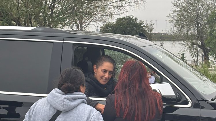 Sheinbaum escucha a madres buscadoras durante visita a Reynosa