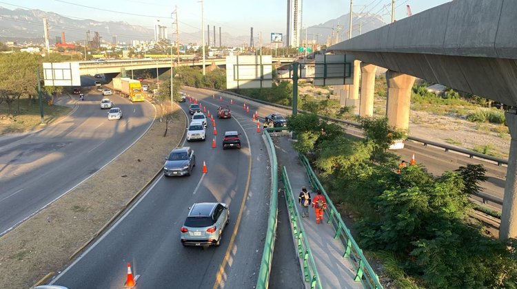 Suspenderán carriles reversibles en Monterrey por día de asueto