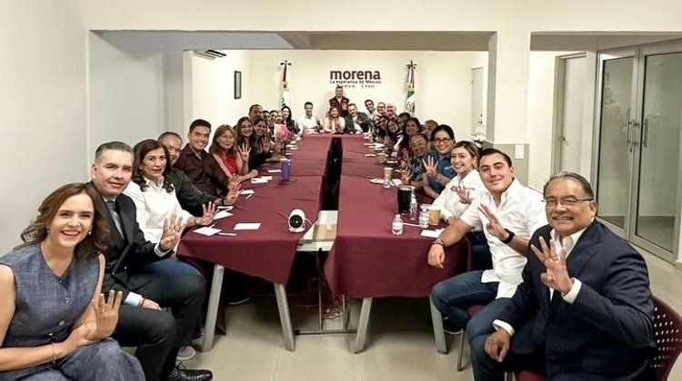 Se reúnen perfiles de Morena rumbo a las elecciones