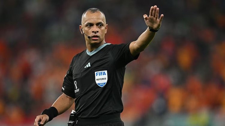 Pitará brasileño Wilton Sampaio debut de México en Mundial