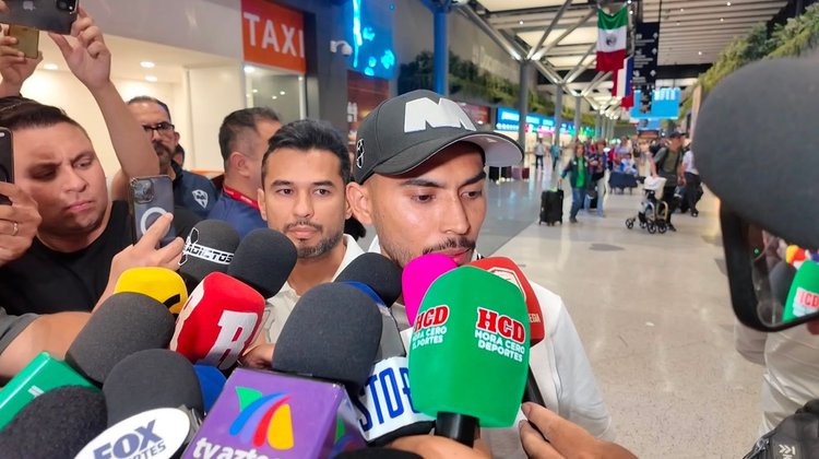Orbelín Pineda llega a Monterrey para sumarse a Rayados