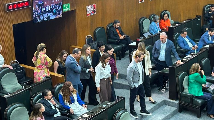 No logran votos PRI y PAN para exentar a AyD de Impuesto Verde