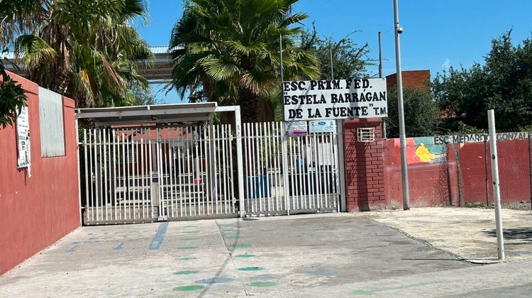Falta de agua deja sin clases a alumnos de Saltillo 2000