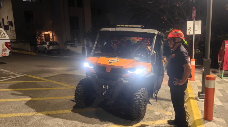Caída en el Cerro de la Silla moviliza a cuerpos de auxilio