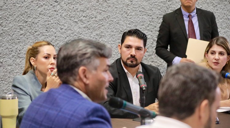 Instalan comisión para atender apagones en Nuevo León