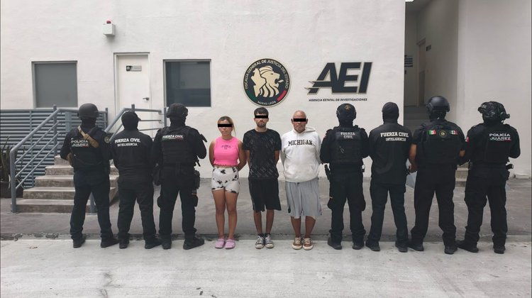 Detienen a tres con más de 100 envoltorios de droga en Juárez
