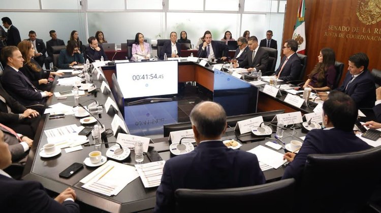 Harfuch expone estrategia nacional de seguridad ante el senado