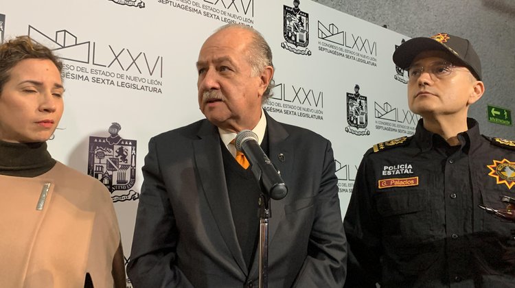 Dos autoridades dictan que Salinas es inelegible: Navarro