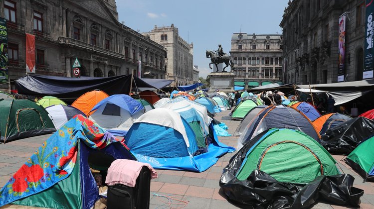 CNTE mantiene este lunes bloqueos y protestas en la CDMX