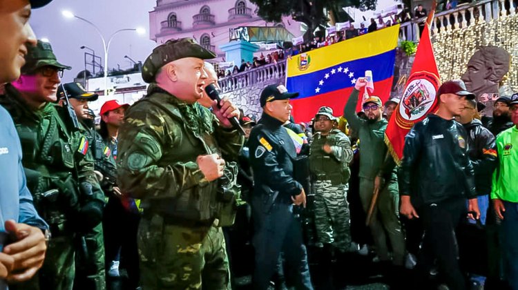La matrícula militar en Venezuela subió 53 % por 'amenaza' de EUA