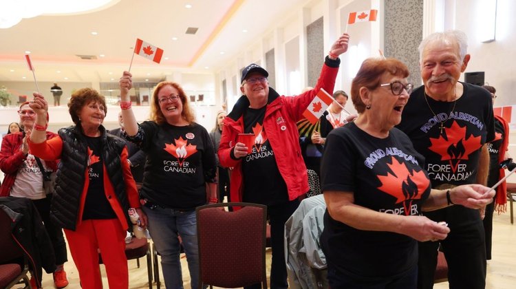 Alberta rechaza la secesión de Canadá: 76% vota por permanencia