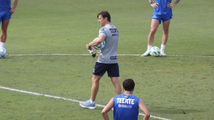 medium_almeyda_entrenamiento_rayados_62c754d842