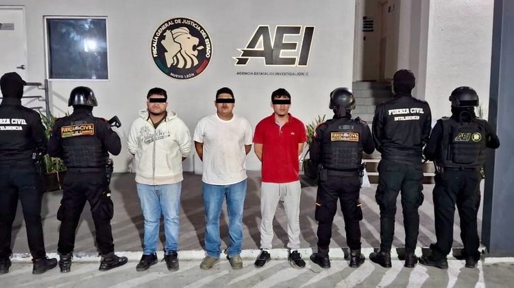 Capturan a tres personas con drogas tras accidente vial