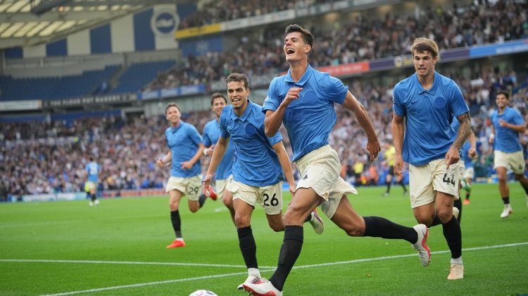 Arsenal sufre ante Brighton su primera derrota de la temporada