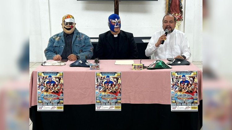 Anuncian función de lucha libre para apoyar al Padre Erick