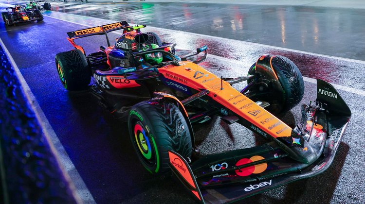 Lando Norris brilla y se queda con la pole en Las Vegas