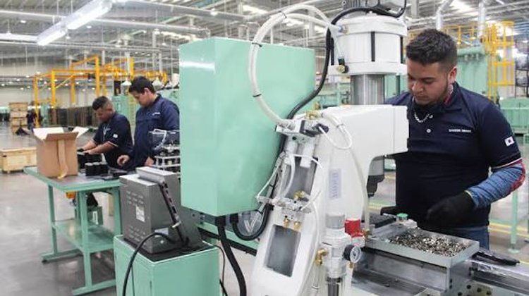 Destaca Manolo Jiménez impulso económico en la región carbonífera