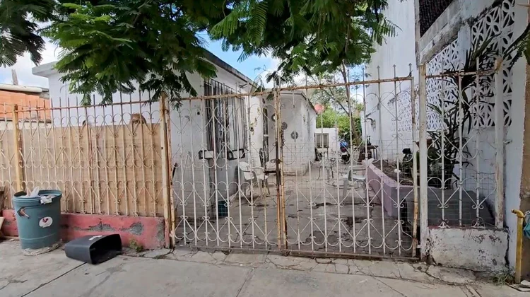 Atacan a balazos vivienda en la colonia Villas de San Miguel