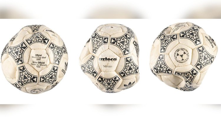 Venden por más de 3 millones de dólares balón de la Mano de Dios