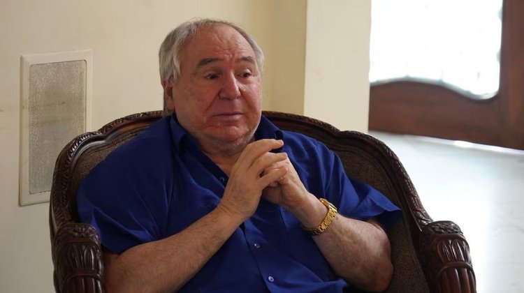 Condenan a expresidente de Ecuador por delincuencia organizada