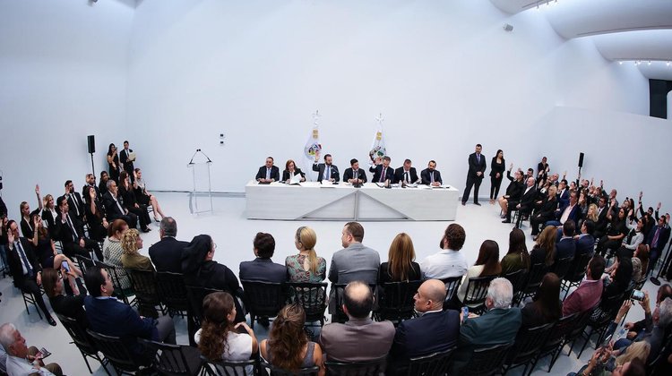 Calzada San Pedro se llamará Calzada Mauricio Fernández Garza