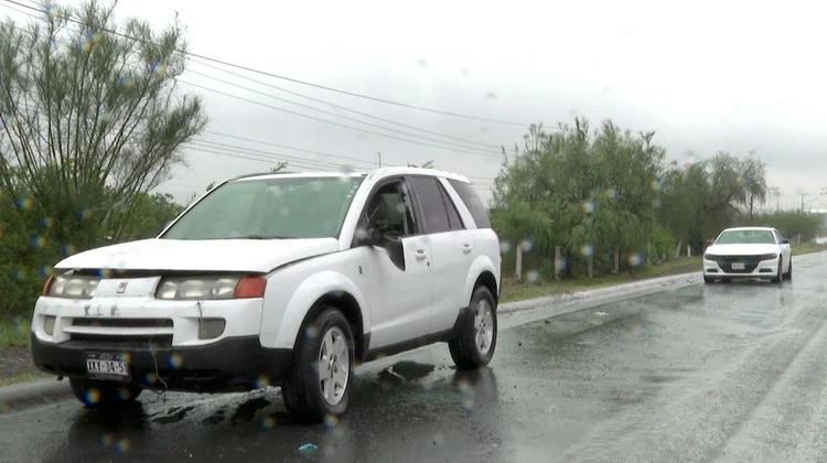 Descartan plagio tras hallazgo de camioneta abandonada en García