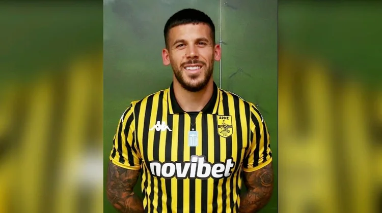Dan de alta a jugador español tras mordida de perro en genitales