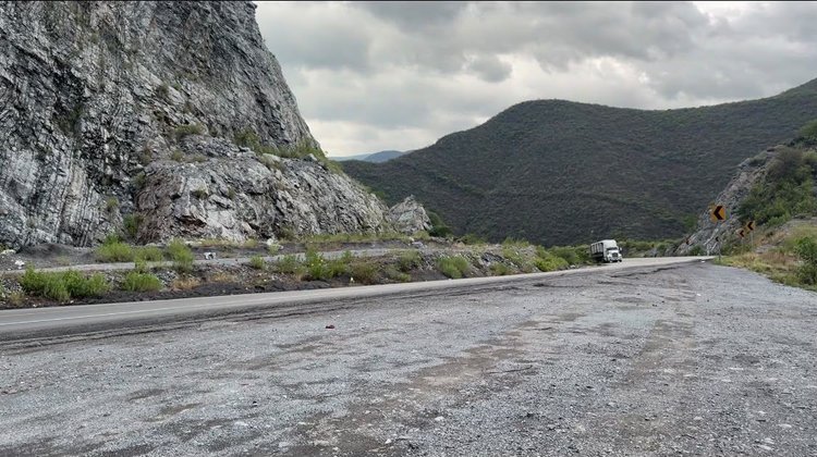 Reportan saldo blanco en carretera Rumbo Nuevo pese a lluvias
