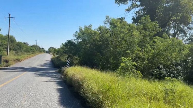 Urge liberar derechos de vía de carreteras estatales
