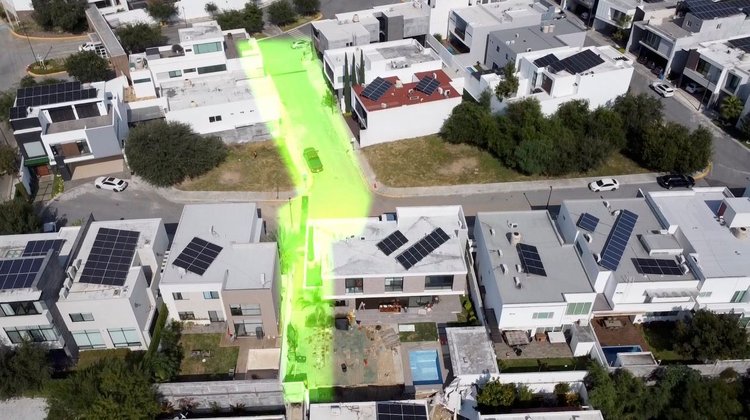 Tapan paso de agua con casas en fraccionamiento Catujanes