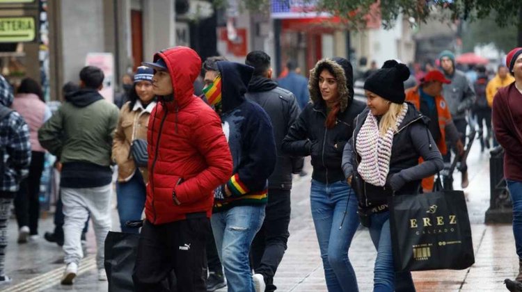 Prevén mañana fría y nublada en Nuevo León para este domingo