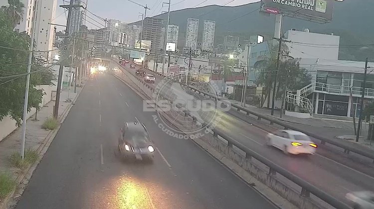 Video: Graban huida del conductor que arrolló y mató a estudiante