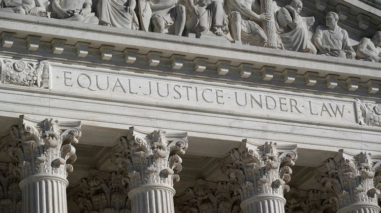 Corte Suprema de EUA avala veto a atletas trans en rama femenil