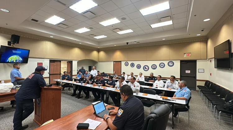 Participan en curso sobre manejo de residuos peligrosos en Texas