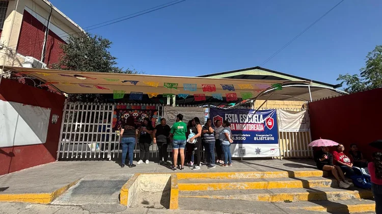 Preocupa a padres daños en primaria de Escobedo