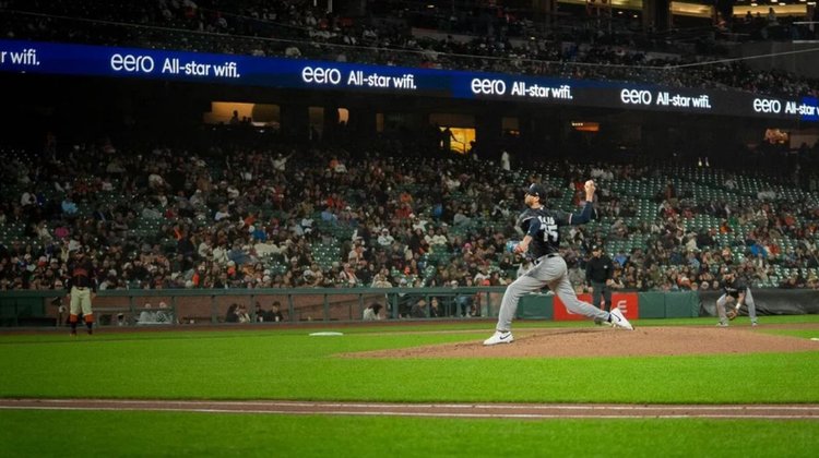 Los Giants vencen a Sultanes en el segundo juego de pretemporada
