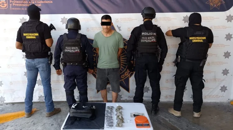 Capturan a hombre con droga tras operativo por robo en Guadalupe