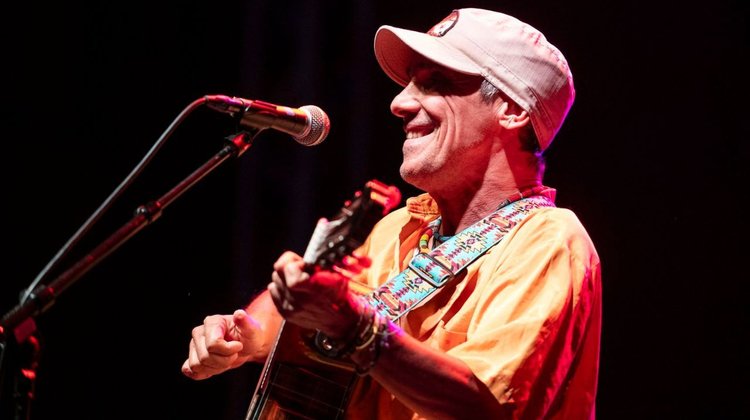 Manu Chao lanzará nuevo disco en 17 años llamado 'Viva tu'