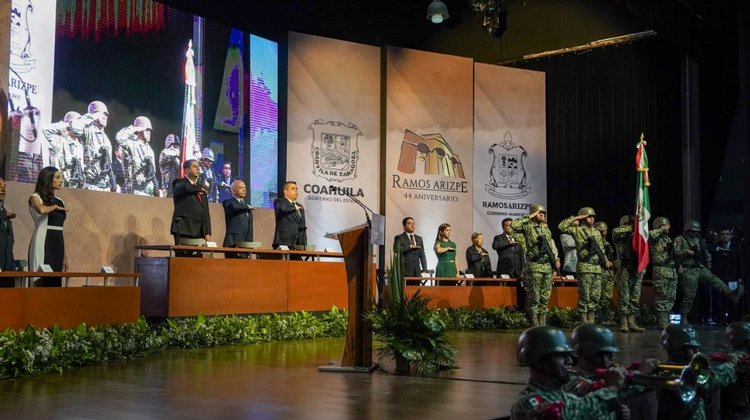 Celebra Ramos Arizpe 44º Aniversario con entrega de presea