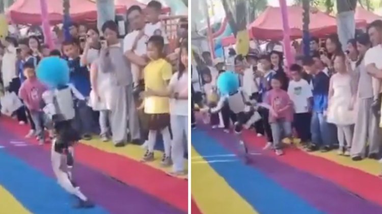 Captan momento donde robot con peluca golpea a niño en la panza