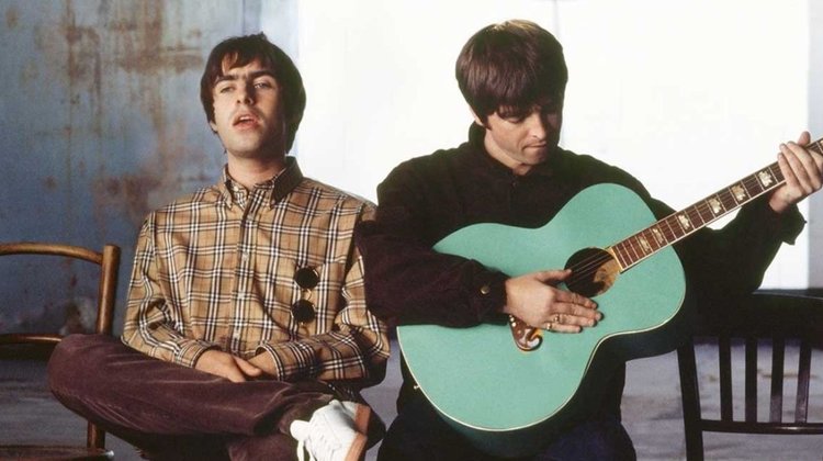 Subastarán grabaciones inéditas de Oasis por hasta £1.6 millones