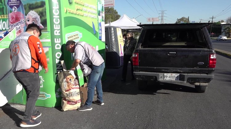 Guadalupe reactiva programa de reciclaje por plantas ornamentales