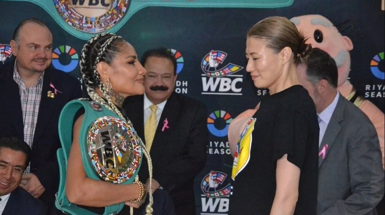 La Barby Juárez gana y reta a Jackie Nava para su adiós