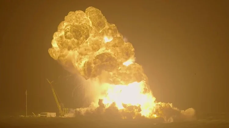Musk resta importancia a explosión de cohete: 'Solo un rasguño'
