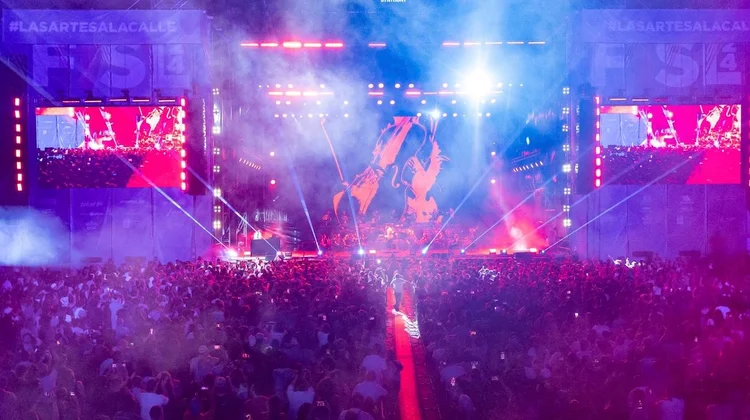 Rompe récord de asistencia Festival Santa Lucía 2024