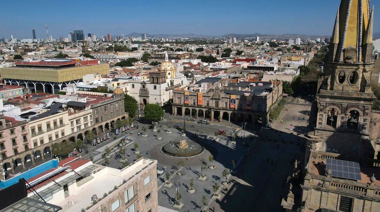 Normalizan aerolíneas operaciones en Jalisco tras violencia