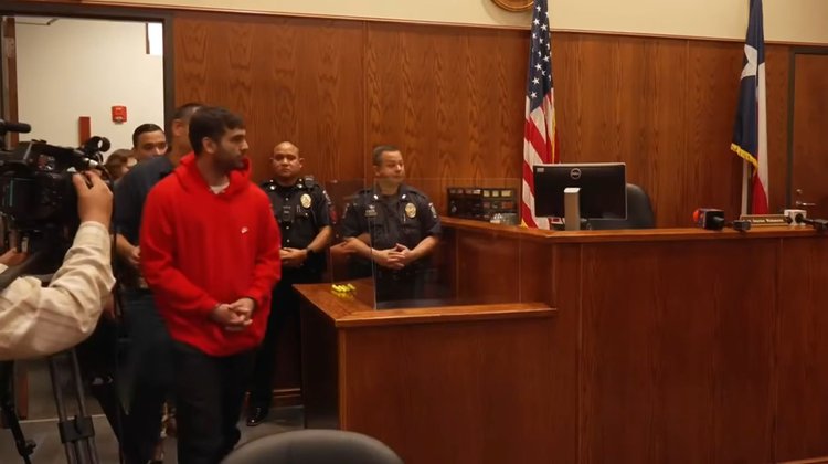 Detenido por tiroteo en Texas, enfrenta cargo de robo agravado